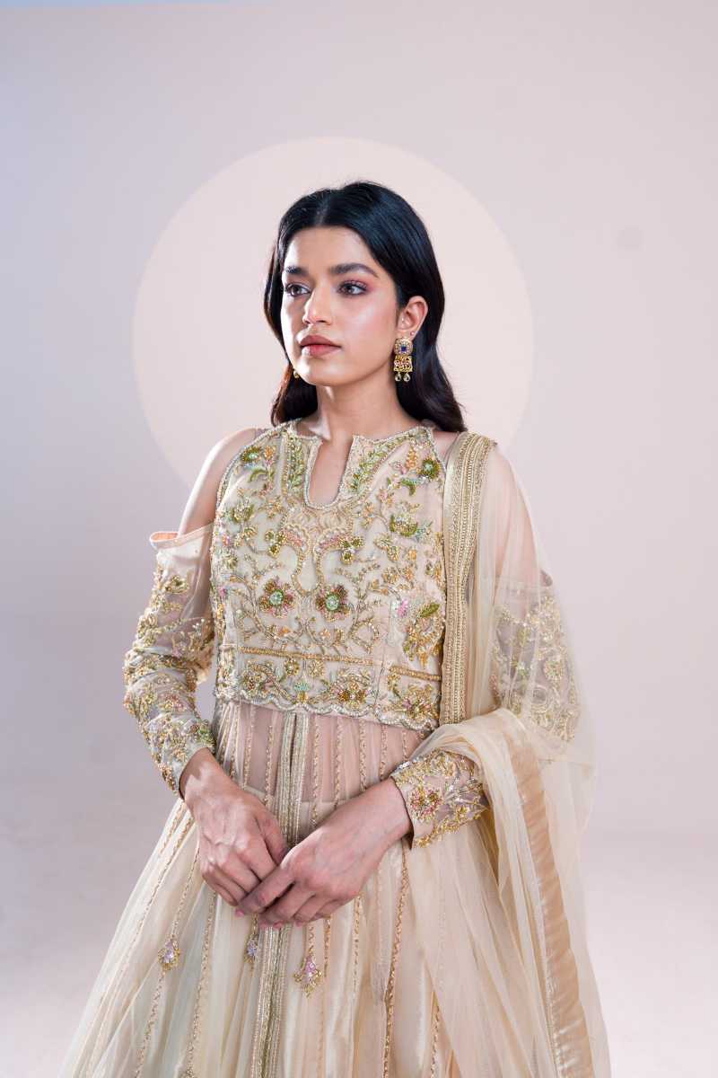 Shila Roshani ROSHANI – shaziakiyanistudio
